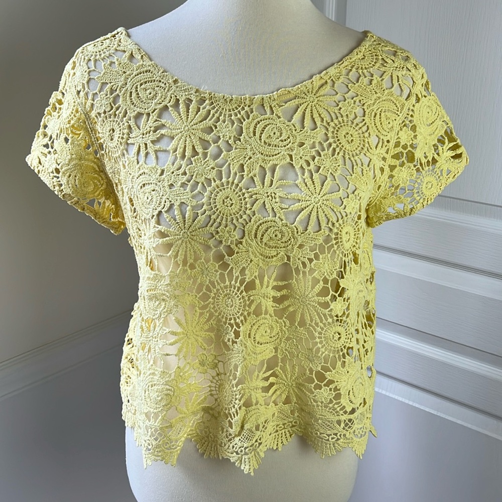NWT American Rag Crochet Lace Top
